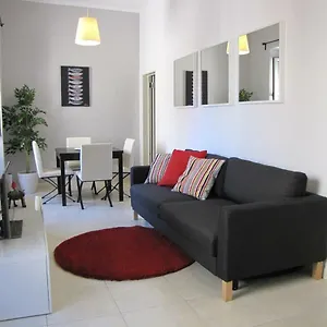 https://appartement-calme-alfama.hotels-lisbon-portugal.com